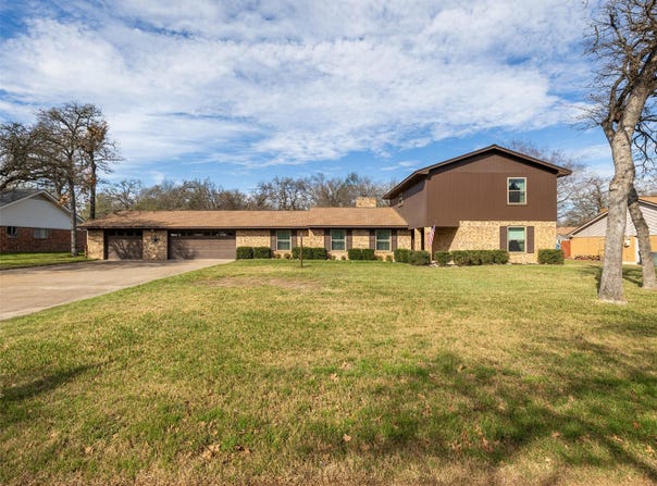 1704 Yokley Rd, Rockdale, TX 76567