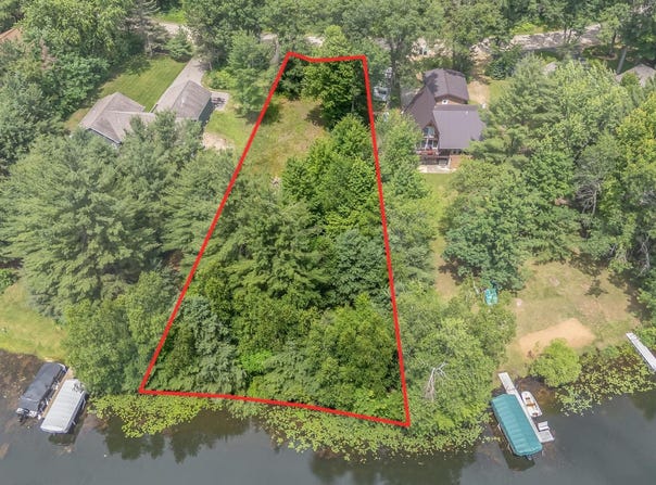 N1464 S BRANCH Path, KESHENA, WI 54135