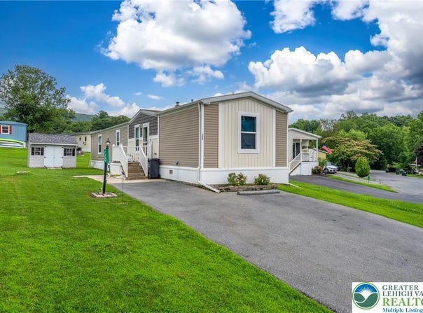 120 Duke Street, Lehigh Twp, PA 18088