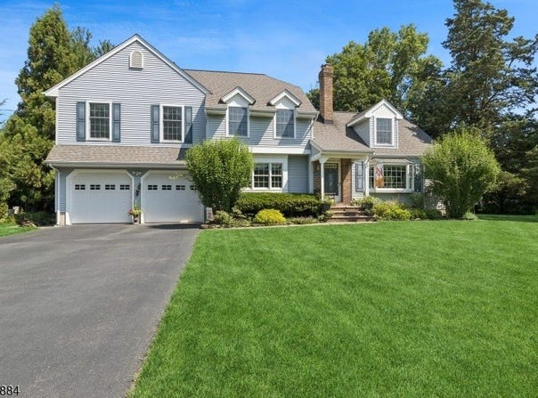 76 Mountain Ave, Pequannock Twp., NJ 07444-1036