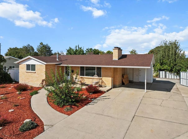215 CAROL Way, Midvale, UT 84047