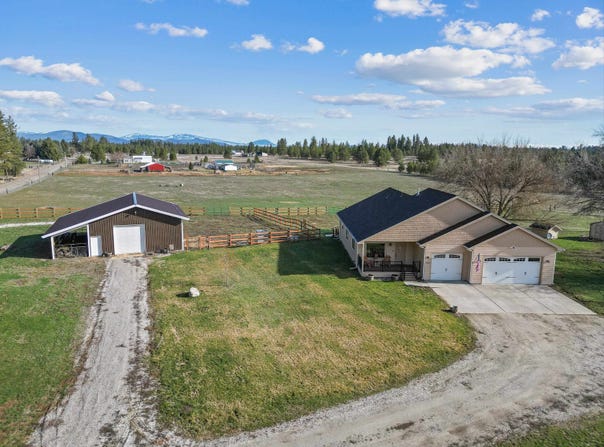 30520 N Cleveland Rd, Deer Park, WA 99006