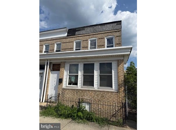 225 E 4TH STREET, CHESTER, PA 19013