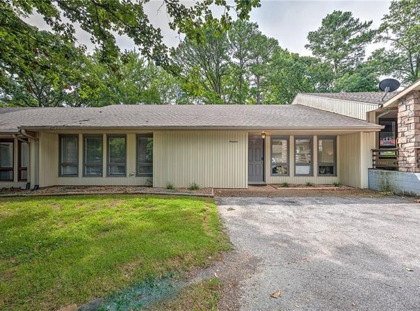 19 Mellor  LN, Bella Vista, AR 72715