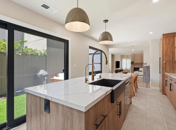 1013 Kingston LN, ALAMEDA, CA 94502