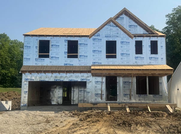 360 Isaac Tharp Street, Pataskala, OH 43062