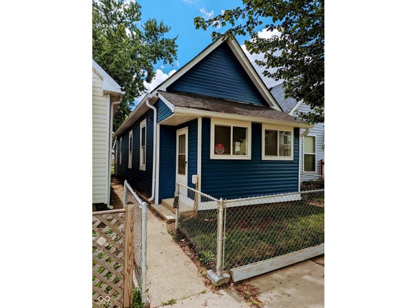 221 Kansas Street, Indianapolis, IN 46225