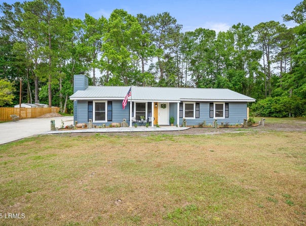 46 Mroz Road, Beaufort, SC 29906