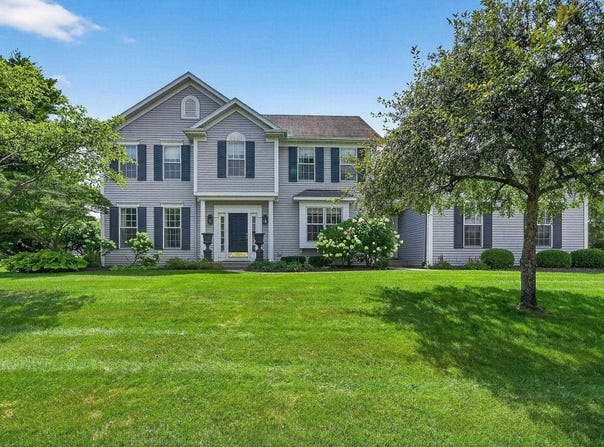 50727 Pickett Ridge Court, Granger, IN 46530-6830