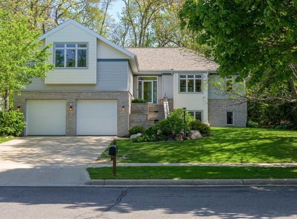 659 Acadia Way, Verona, WI 53593