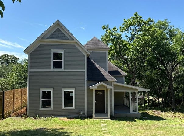 1510 W Woodard Street, Denison, TX 75020