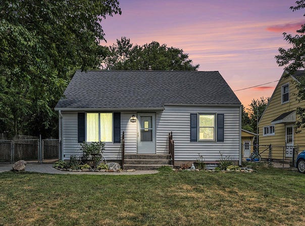 4000 Costa Avenue NE, Grand Rapids, MI 49525