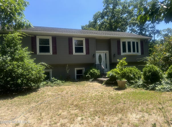 160 Lanes Pond Road, Howell, NJ 07731