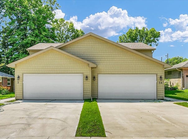 5 Montclair Road, Urbana, IL 61801