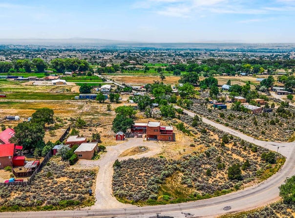 176 Maestas Rd, Ranchos de Taos, NM 87557
