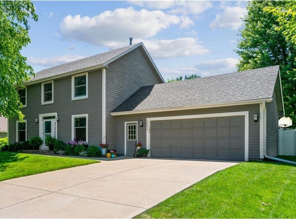 1596 Ashbury Place, Eagan, MN 55122
