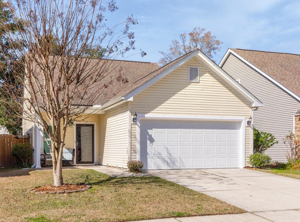 1516 Oldenburg Drive, Mount Pleasant, SC 29466