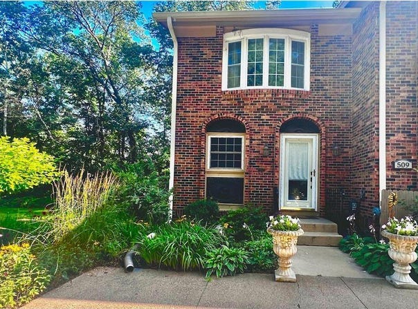 511 Laurel Avenue, Hudson, WI 54016
