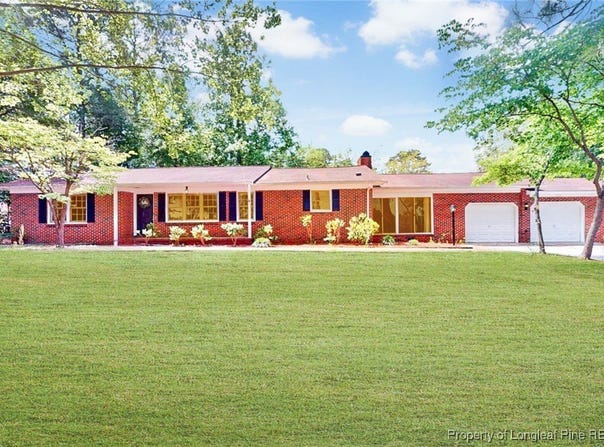 2105 W Broad Street, Elizabethtown, NC 28337