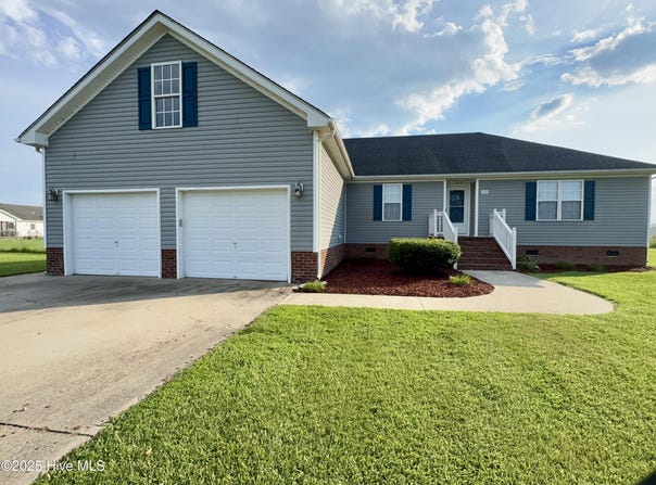 100 Martha Drive, Elizabeth City, NC 27909
