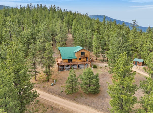 2122 Lightning Draw Trail, Victor, MT 59875