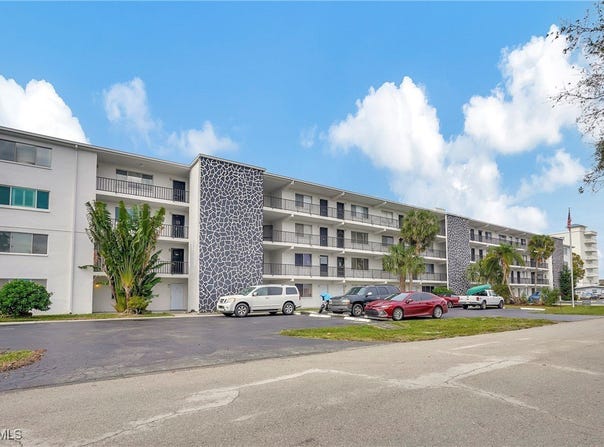 4906 Victoria Drive, Cape Coral, FL 33904
