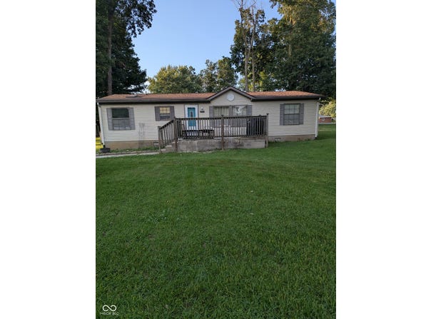 482 W Shoshoni Trail, New Castle, IN 47362