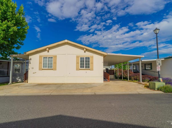 2115 6th Ave., Clarkston, WA 99403-1567
