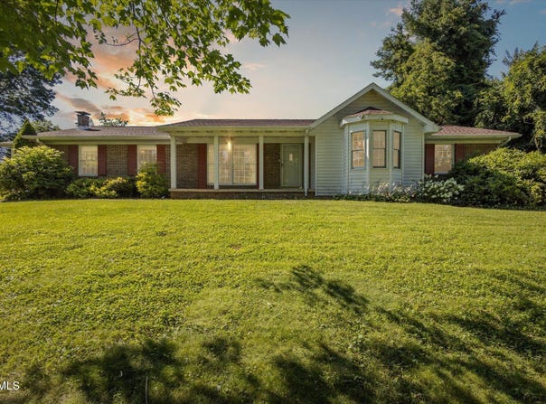 15493 Siesta Avenue, Bristol, VA 24202