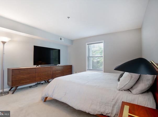 10248 APPALACHIAN CIRCLE, OAKTON, VA 22124