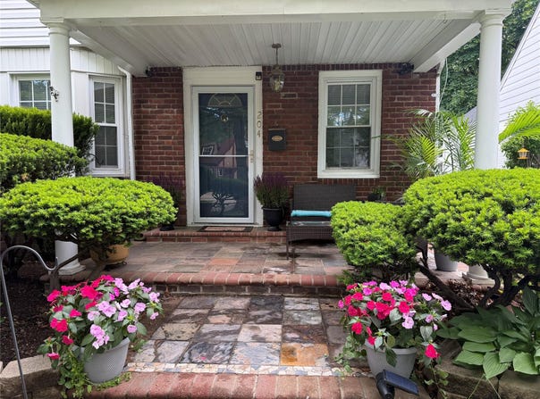 204 N Grove Street, Valley Stream, NY 11580