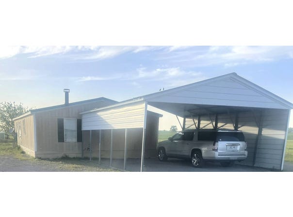 15475  South County Road 206, Blair, OK 73526