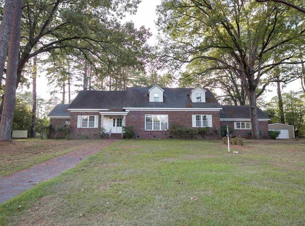 308 Elaine Ave, Camden, AR 71701