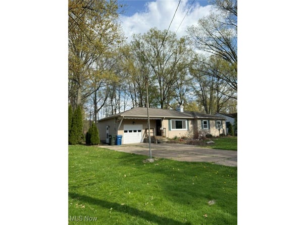 2735 Elizabeth, Avon, OH 44011