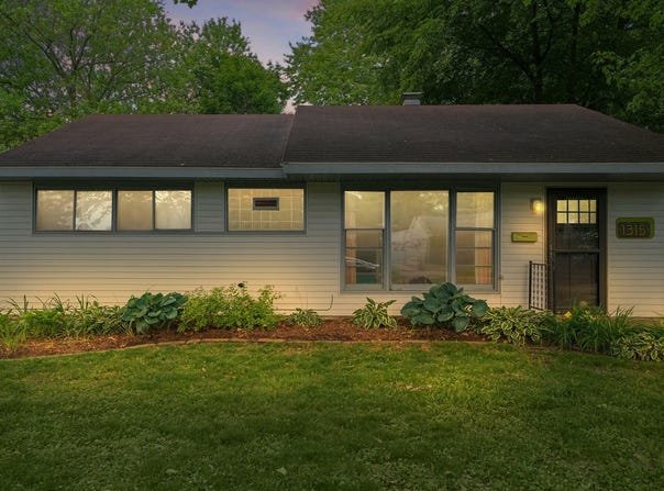 1315 EASTERN PLACE NE, GRAND RAPIDS, MI 49505