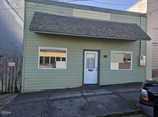 714 SW Hurbert Street, Newport, OR 97365