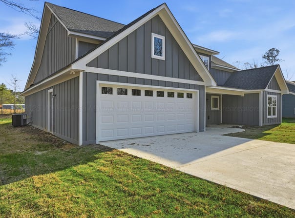 87 RANDOLPH Cove, Jasper, AL 35503