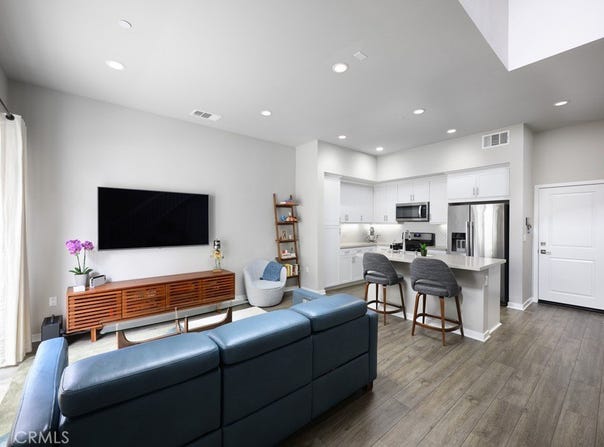 204 Alienta Lane, Rancho Mission Viejo, CA 92694