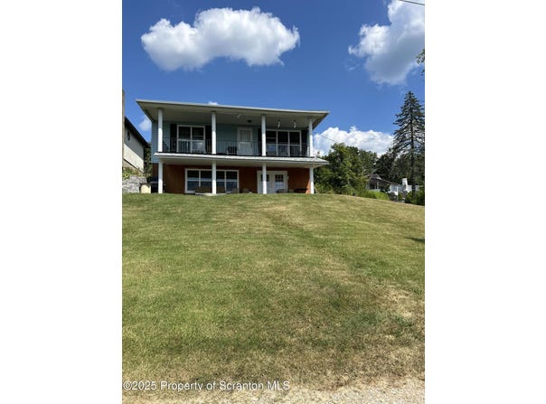41 Lakefront Lane, Scott Twp, PA 18433
