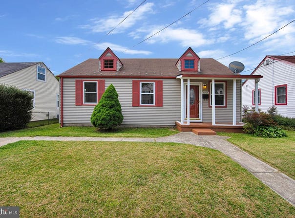 5007 SOMERSET RD, RIVERDALE, MD 20737