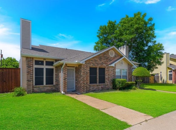 826 Binbrook Drive, Mesquite, TX 75149