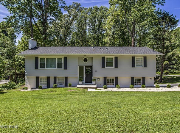 133 Nebraska Ave, Oak Ridge, TN 37830