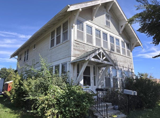 208 SW 5th Avenue, Aberdeen, SD 57401