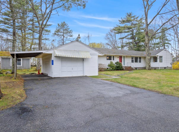 447 Wiscasset Road, Boothbay, ME 04537