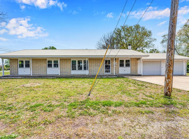 510 N Flint Avenue, Bolivar, MO 65613