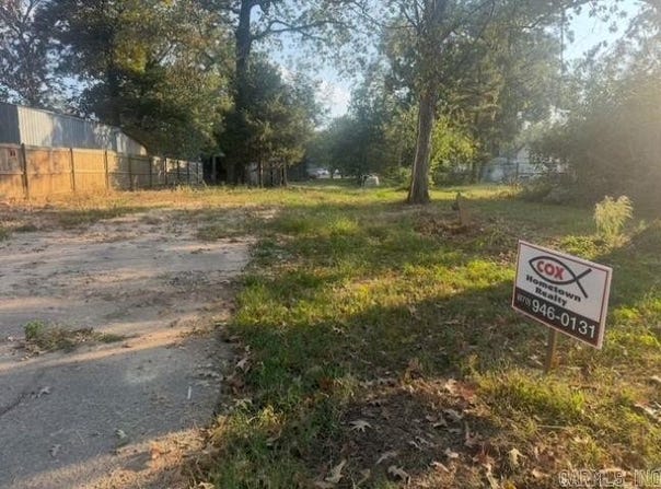 112 E 5th, DeWitt, AR 72042