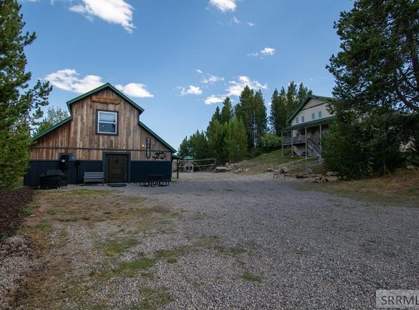 4460 Sawtelle Circle, Island Park, ID 83429