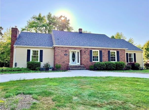 1166 Sherman Street, Geneva, OH 44041