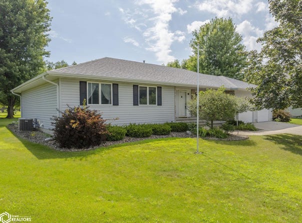 25 Slate Court, Mason City, IA 50401