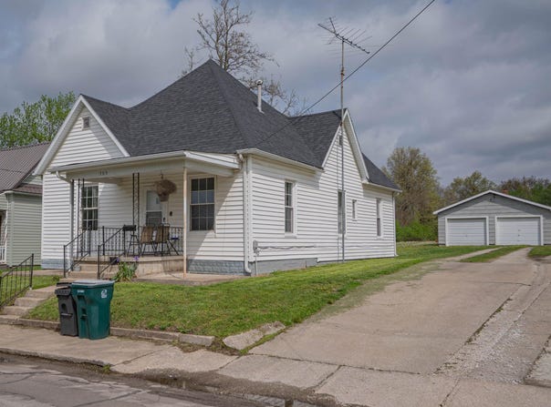 705 Franklin Ave, Moberly, MO 65270